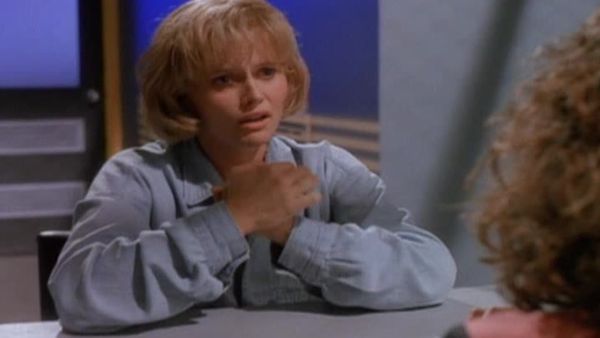 Silk Stalkings - Silk Stalkings: S1 E15 - Domestic Agenda