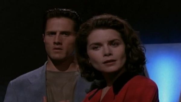 Silk Stalkings - Into The Fire