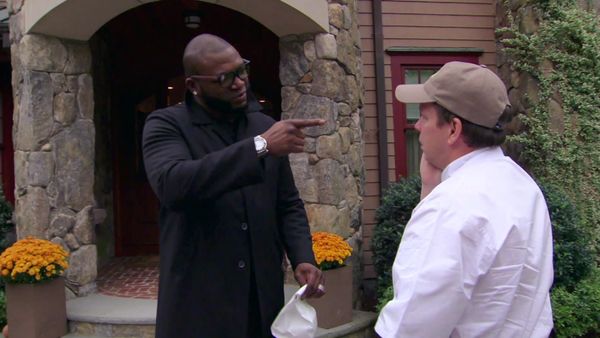 Wahlburgers - Wedding Bliss & Big Papi Hits