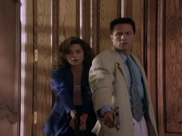 Silk Stalkings - Silk Stalkings: S2 E3 - Social Call
