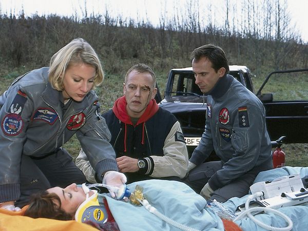 Die Rettungsflieger - Leben ohne Lügen
