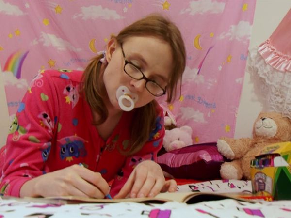 My Strange Addiction - Wears Diapers/Eats Dryer Sheets