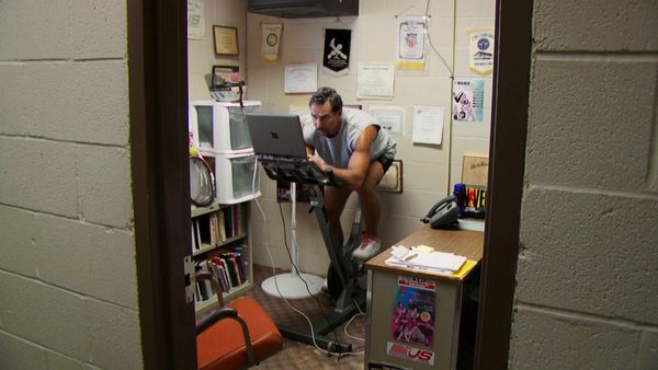 My Strange Addiction - Extreme Cycling/Taxidermy