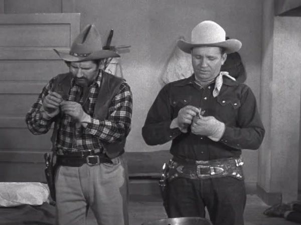 The Gene Autry Show - Santa Fe Raiders