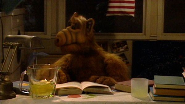 Alf - Lookin' Through the Windows