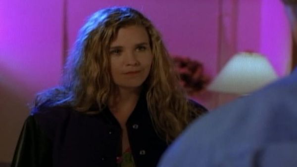 Silk Stalkings - Silk Stalkings: S2 E16 - Kid Stuff