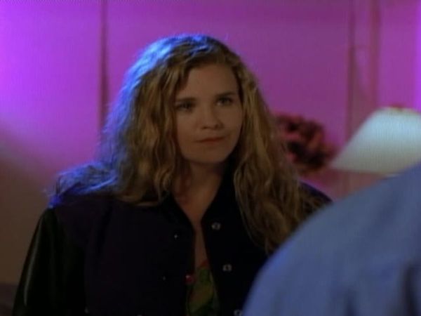 Silk Stalkings - Silk Stalkings: S2 E16 - Kid Stuff