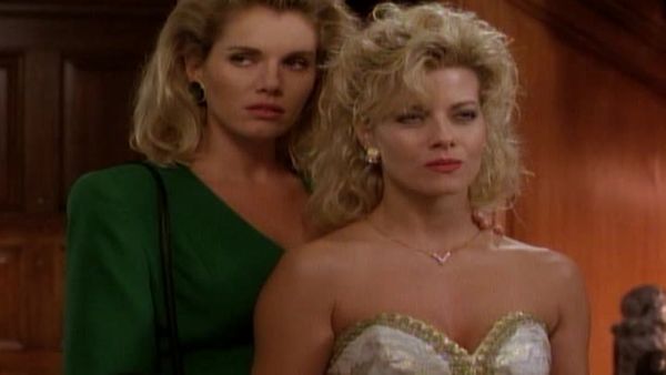 Silk Stalkings - Silk Stalkings: S2 E17 - Night Games
