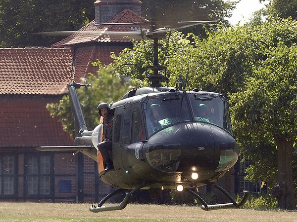 Die Rettungsflieger - Entscheidungen