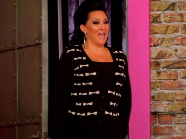 RuPaul's Drag Race - "Sissy That Walk"