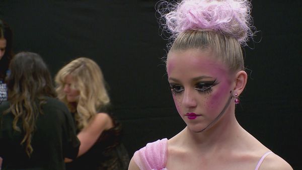 Dance Moms - Kiss Or Get Off The Pot