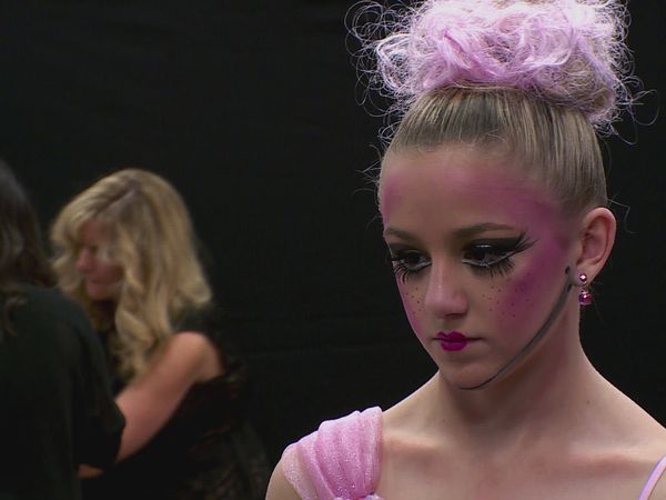 Dance Moms - Kiss Or Get Off The Pot