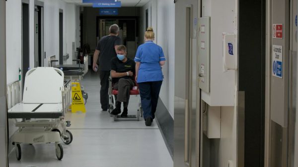 A+E After Dark - Crashed!