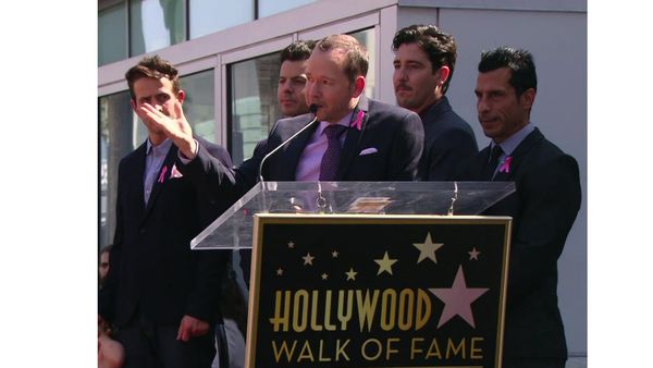 Wahlburgers - 24A:Wahl Of Fame