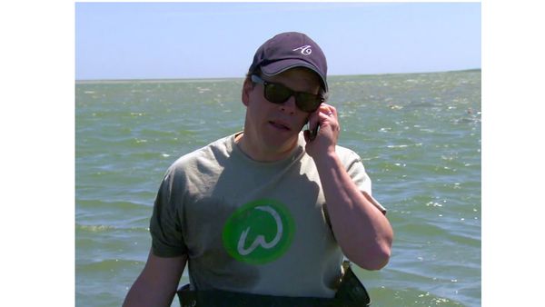 Wahlburgers - Meat the Press