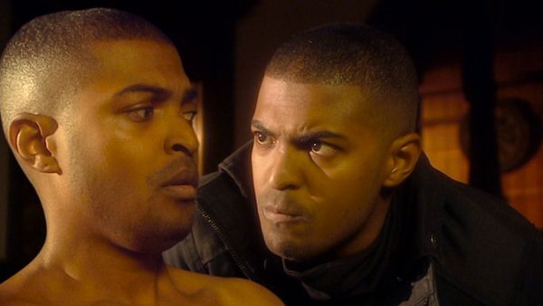 Doctor Who - Sæson 2 - Cybermændenes udbredelse