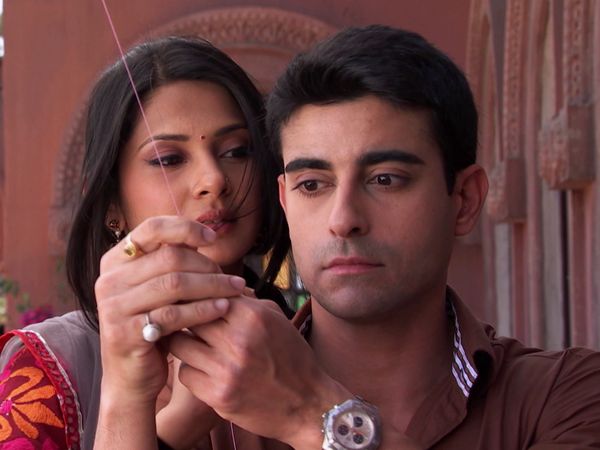 Saras y Kumud - Capítulo 7