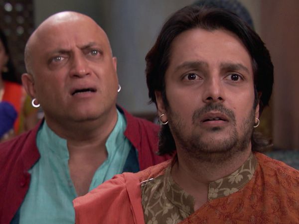 Saras y Kumud - Capítulo 25