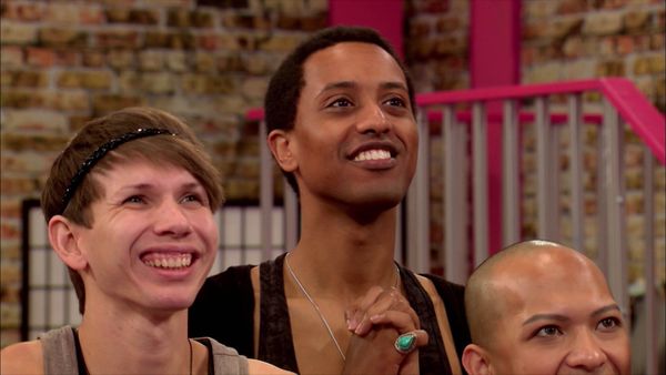RuPaul's Drag Race - Cisne negro: ¿por qué tiene que ser negro?