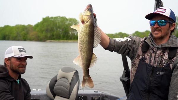 Americana Outdoors - The 6th Annual Turkey Bass Smash Part 2 and The National Walleye Tour From Lake Winnebago