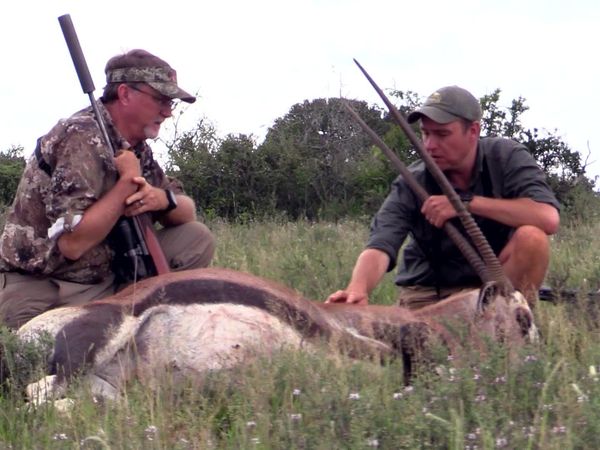 Americana Outdoors - Gemsbok Hunting in South Africa and Topwater Fishing for Largemouth Bass