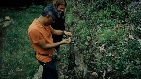 Haunted Discoveries - The Cave