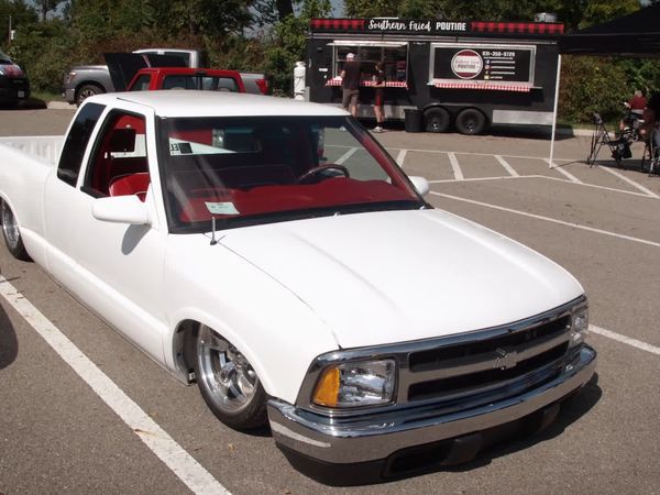 PowerNation: Music City Trucks - Low-Fi S-10: We Wrap Up and Lay Frame