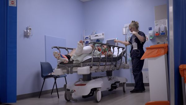 A+E After Dark - Code Red!