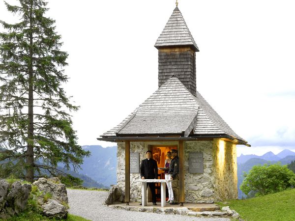 Ihr Auftrag, Pater Castell - Auf dem Jakobsweg