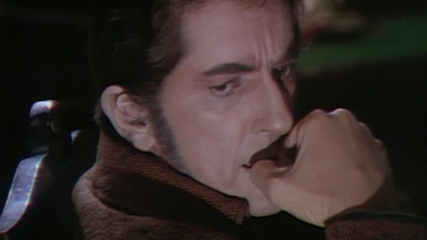 Dark Shadows - 1221