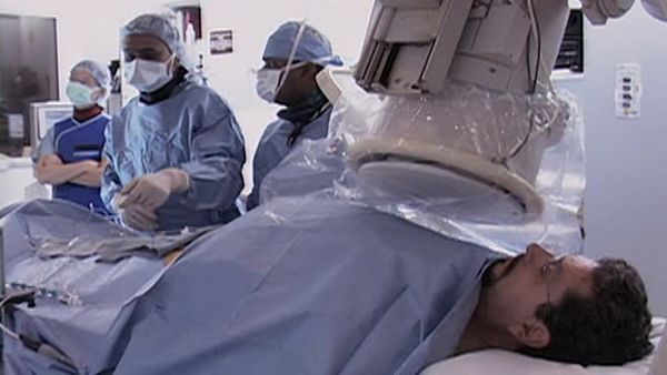 City Medical: LA - Cutting Edge