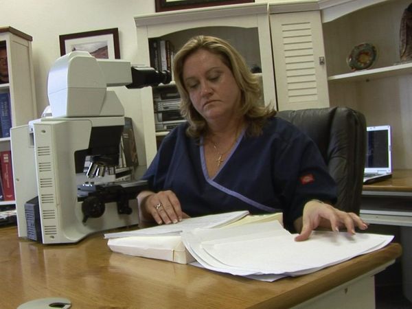 Dr. G: Medical Examiner - Deadly Remedies