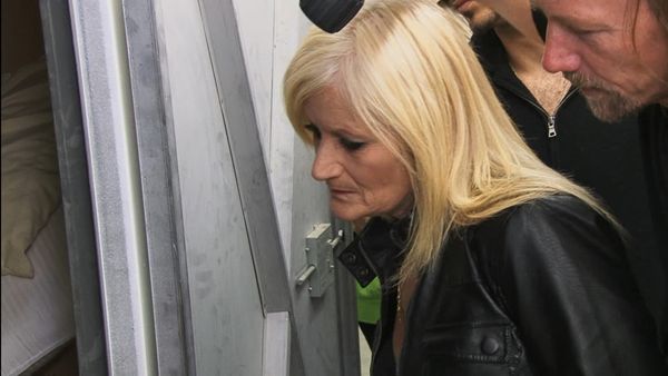 Storage Wars: Northern Treasures - Wanna Smell My Hair