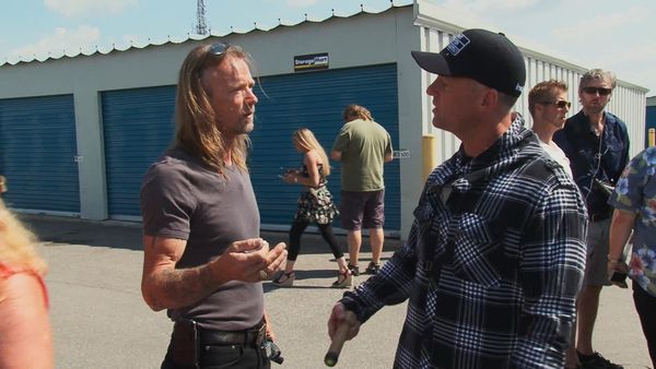 Storage Wars: Northern Treasures - All Out Storage War