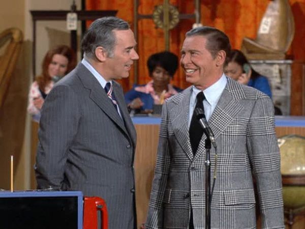 Here's Lucy - Milton Berle Is the Life of the Party