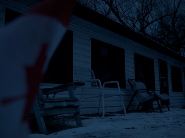 Ghosts Off Grid - Loni Beach House
