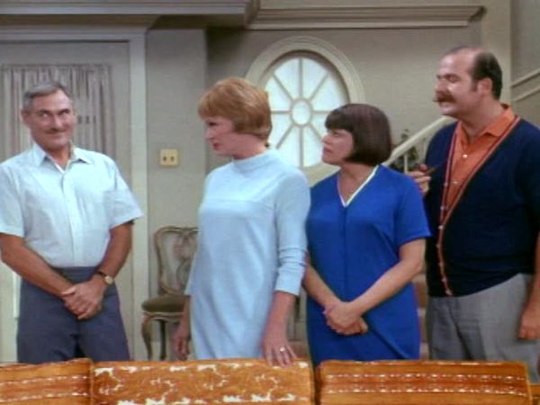 The Mothers-in-Law - How Do You Moonlight a Meatball?