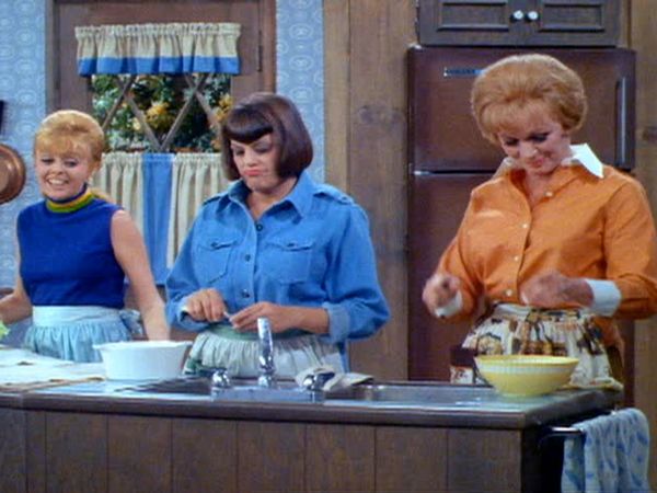 The Mothers-in-Law - The Hombre Who Came to Dinner, Part 2