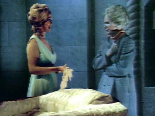 Dark Shadows - 1001