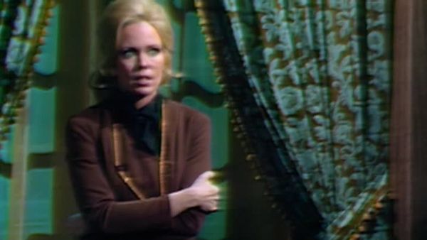 Dark Shadows - 1019