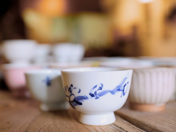 No Luggage - Tea Ceremony