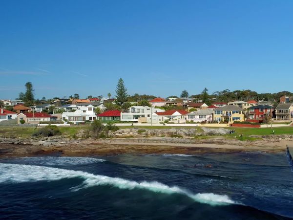 Love it or List it Australia - Oyster Bay
