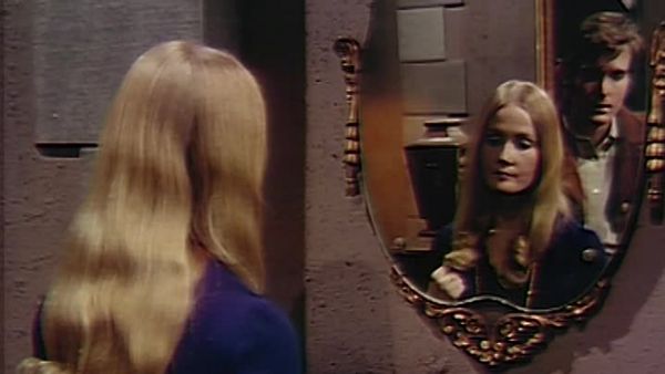 Dark Shadows - 889