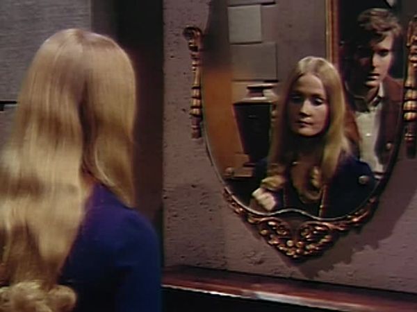 Dark Shadows - 889