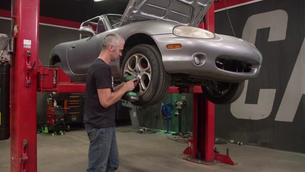 PowerNation: Carcass - Fabricating a Roll Cage for the Spec Miata
