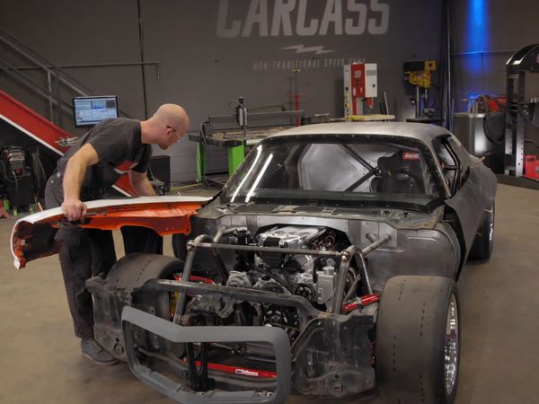 PowerNation: Carcass - Nissan 280Z Heritage Build Body Mods and Paint