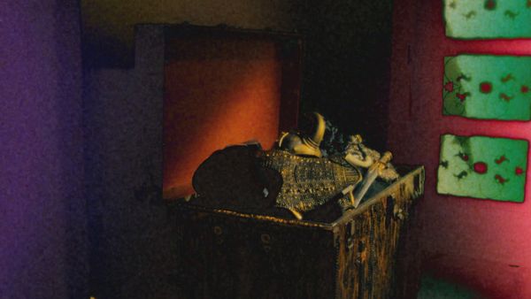 Haunted Discoveries: Family Spirits - Broadway Blood