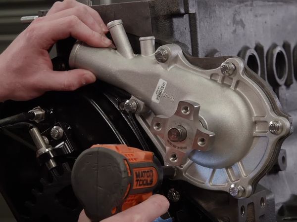 PowerNation: Engine Power - High Tech Slant Six Gets Boosted