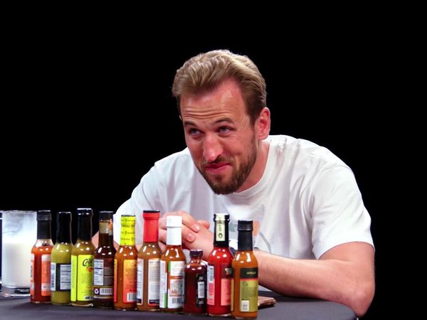 Hot Ones - Harry Kane Takes One for the Team While Eating Spicy Wings