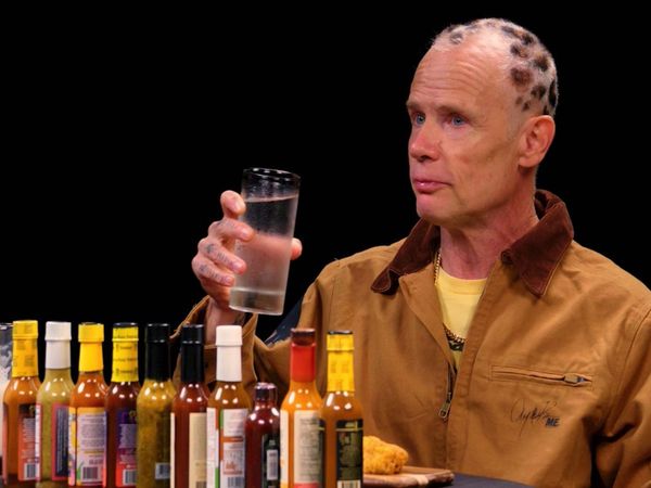 Hot Ones - Flea Is Red Hot While Eating Spicy Wings